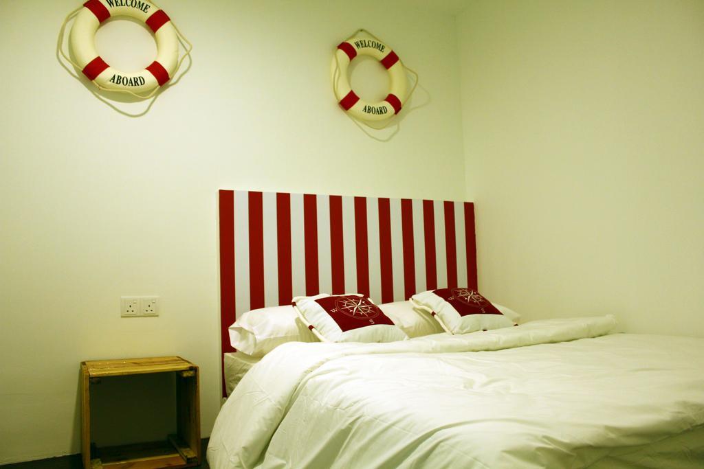 Roof Talk Theme Hostel ยะโฮร์บาห์รู ห้อง รูปภาพ
