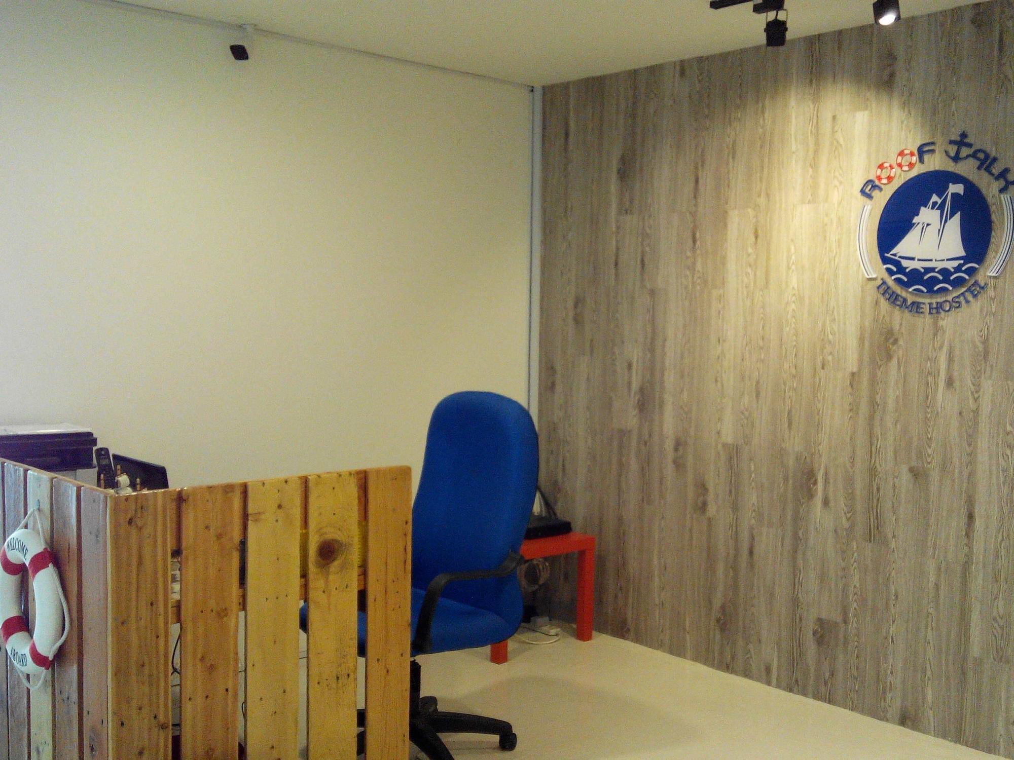 Roof Talk Theme Hostel ยะโฮร์บาห์รู ภายนอก รูปภาพ