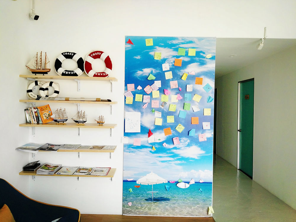 Roof Talk Theme Hostel ยะโฮร์บาห์รู ภายนอก รูปภาพ